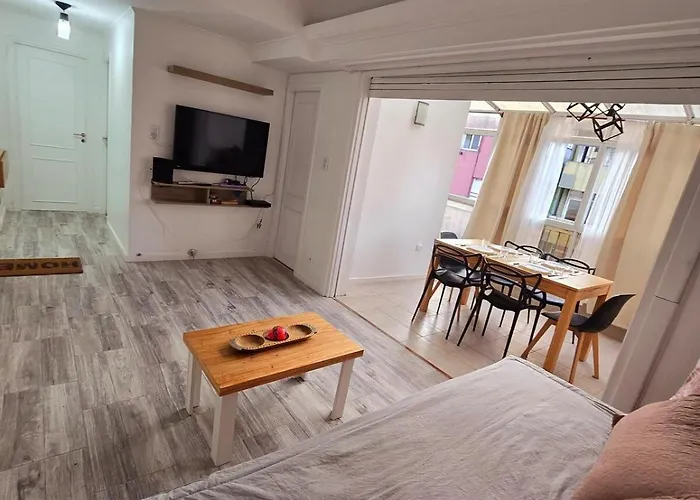 La Feliz Apartment